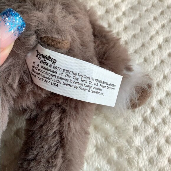 Reindeer In Here Brown Reindeer Stuffed Animal Plush Toy - Picture 6 of 8